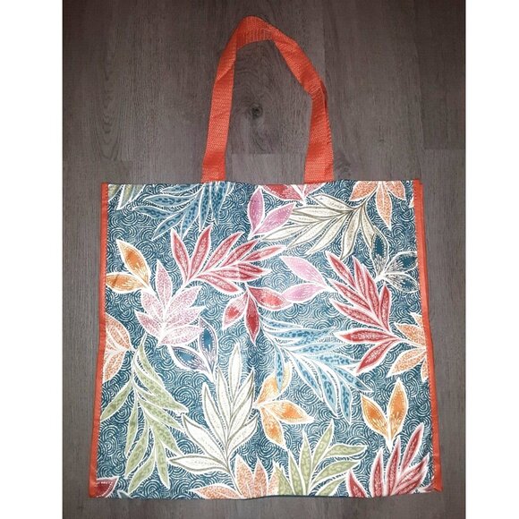 Marshalls TJ Maxx - Picture 2 of 7